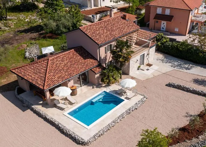 Family Friendly House With A Swimming Pool Ljutici, Krk - 25039 Сasa de vacaciones