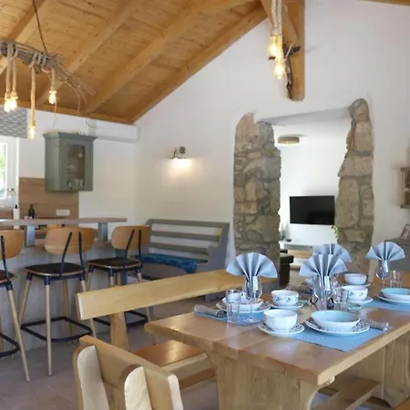Family Friendly House With A Swimming Pool Ljutici, Krk - 25039 *