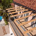 Family Friendly House With A Swimming Pool Ljutici, Krk - 25039 Case de vacanță *